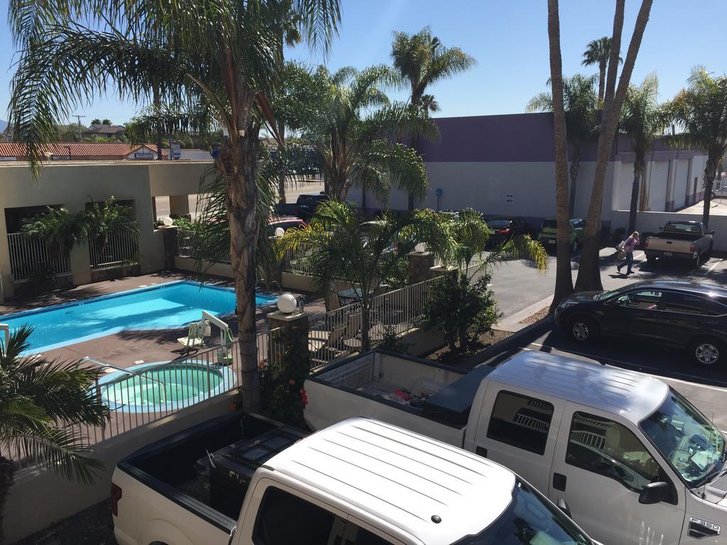 Chula Vista Inn Exterior photo